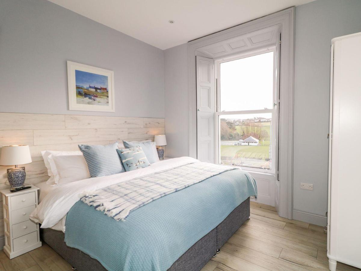 Sea Breeze Lägenhet Ballycastle Exteriör bild